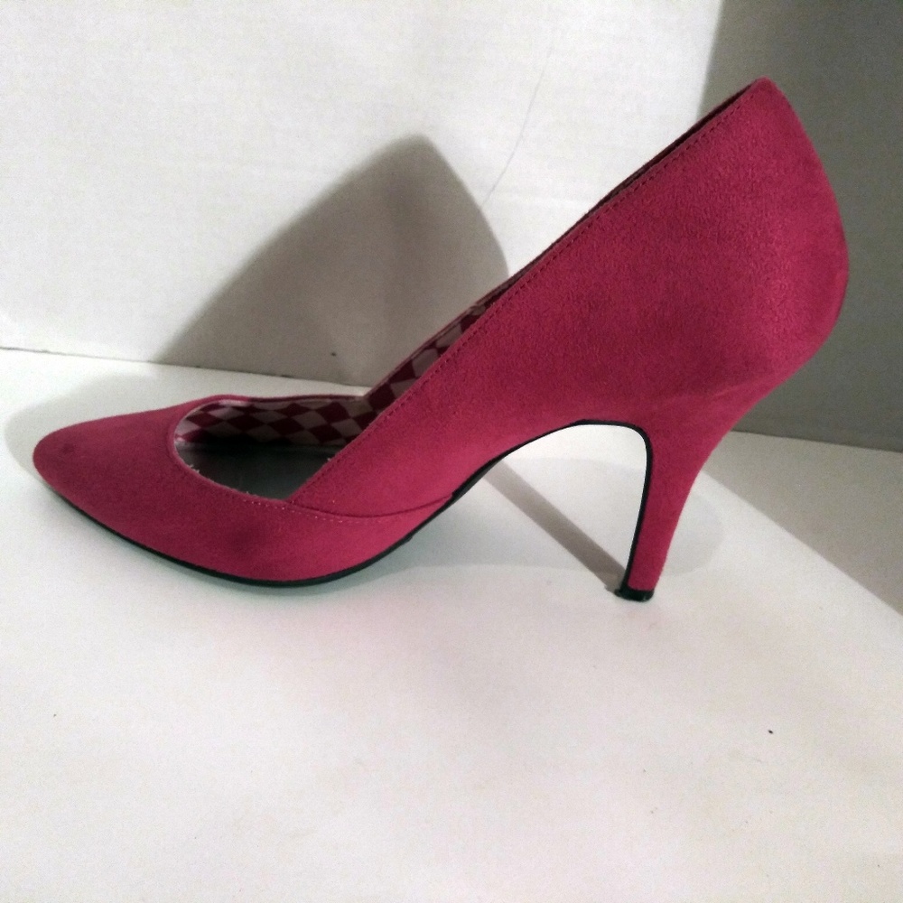 Red Pointy Toe Heels By Christian Siriano Size 9 - Picture 4 of 8